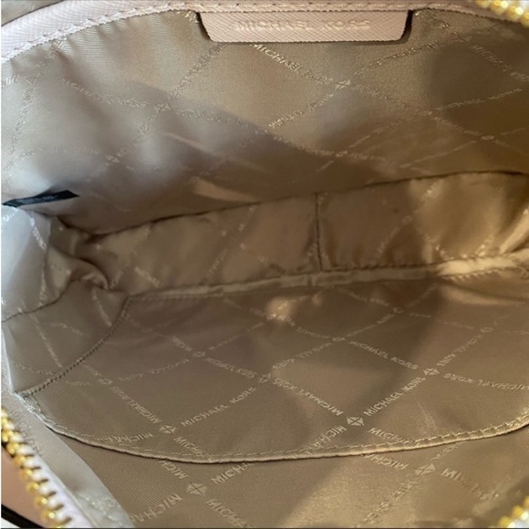 New Michael Kors jet set LG crossbody bag & coin pouch with ID wallet - Picture 16 of 16